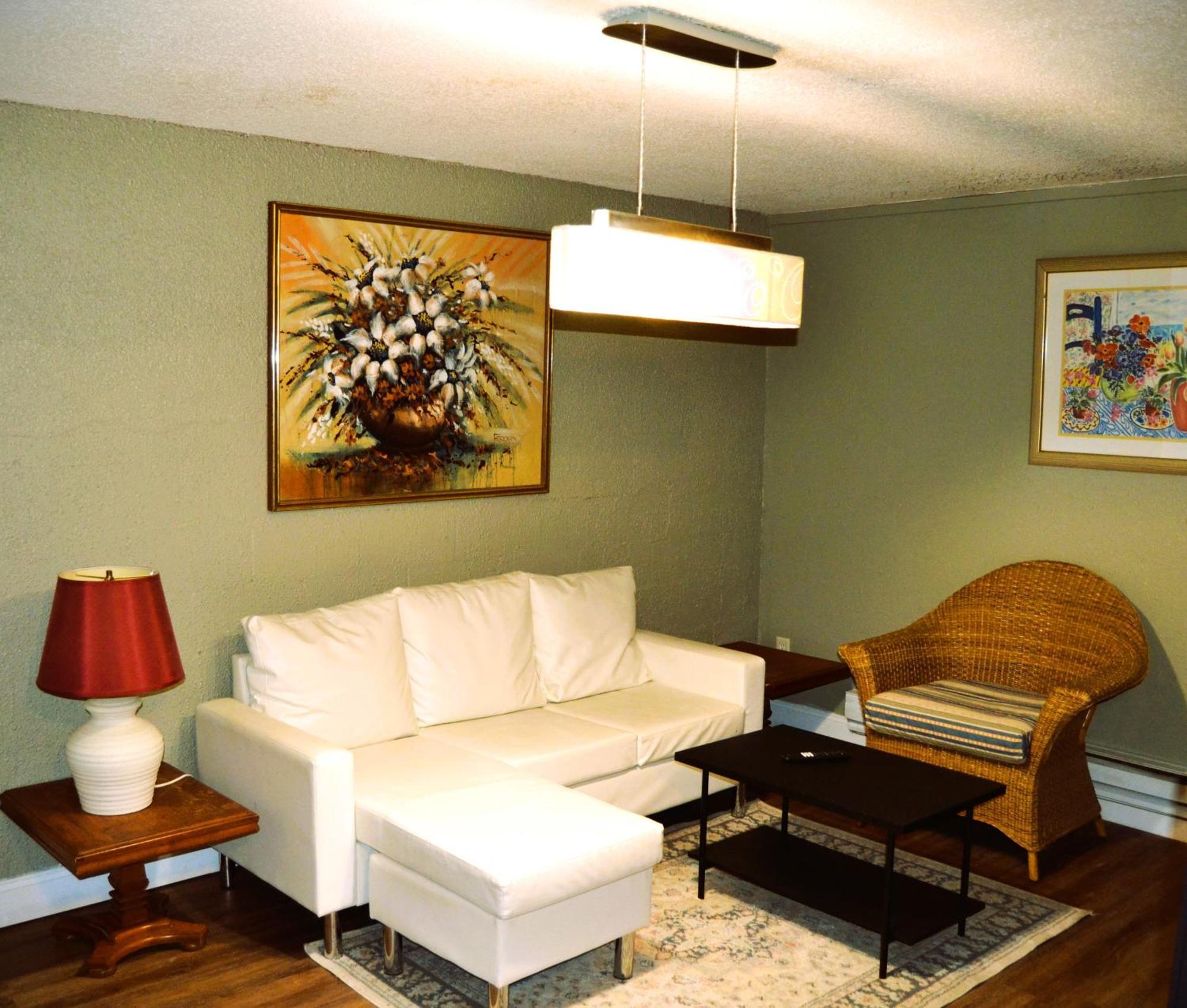 Prairie Comfort Grand Forks Exterior photo